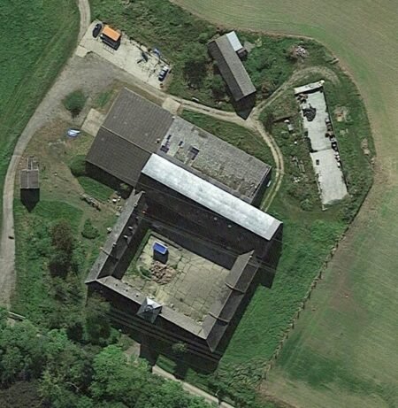 BMW Farm / Ferme BMW