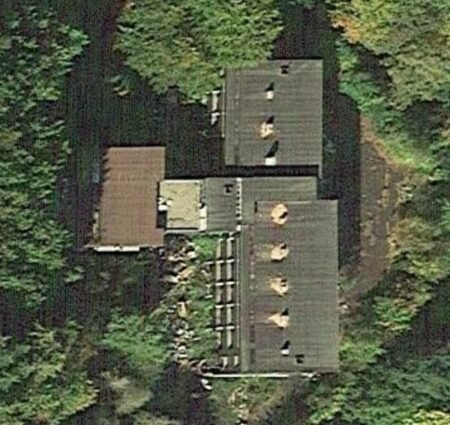 Benaville Hospital / Hôpital de Bénaville