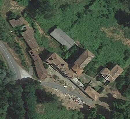 Chimneys Estate / Domaine des Cheminées