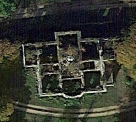 Clairdome Castle (Decay Caslte) / Château Clairdome (Château Decay)