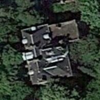 Flowers Manor / Manoir aux Fleurs