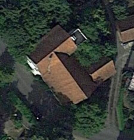 Fontanna House / Haus Fontanna