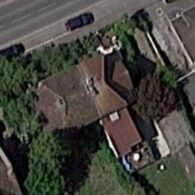 Half Moon House / Maison Demi-Lune