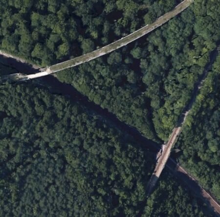 Rainbow Viaduct / Viaduc Arc-en-Ciel