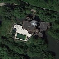 Steel Villa / Villa Acier