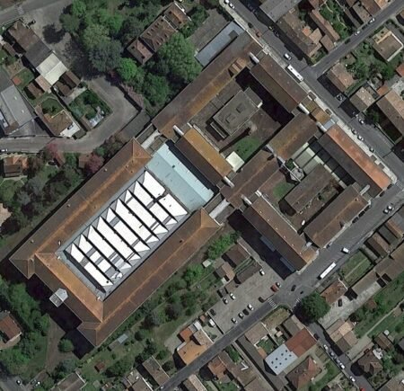 Tobacco Factory / Usine de Tabac