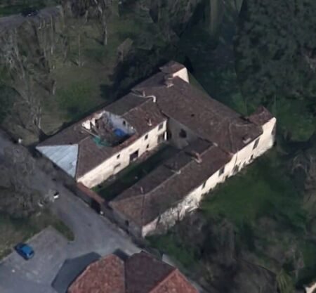 Veterinarian's Castle / Château du Vétérinaire