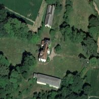 Castle of the crazy tractor / Château du tracteur fou