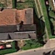Semi-detached house / Maison Mitoyenne