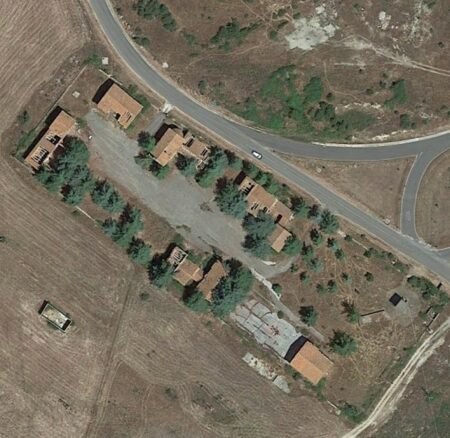 Rebels' village / Villaggio ribelle