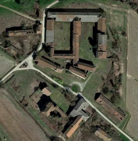 Fatherland's domain (The Count's palace) / Dominio della patria (Il palazzo del Conte)
