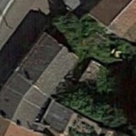 House at the roundabout / Maison au rond-point