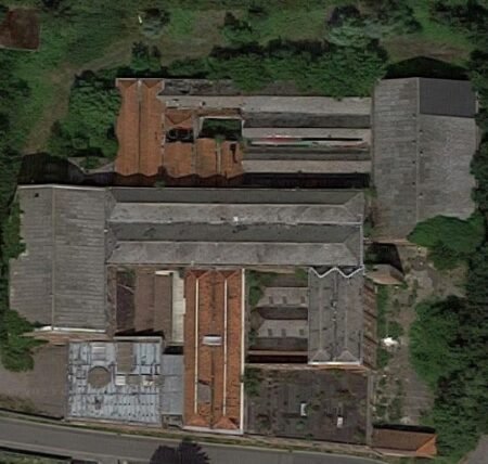 Jaguar factory / Usine Jaguar